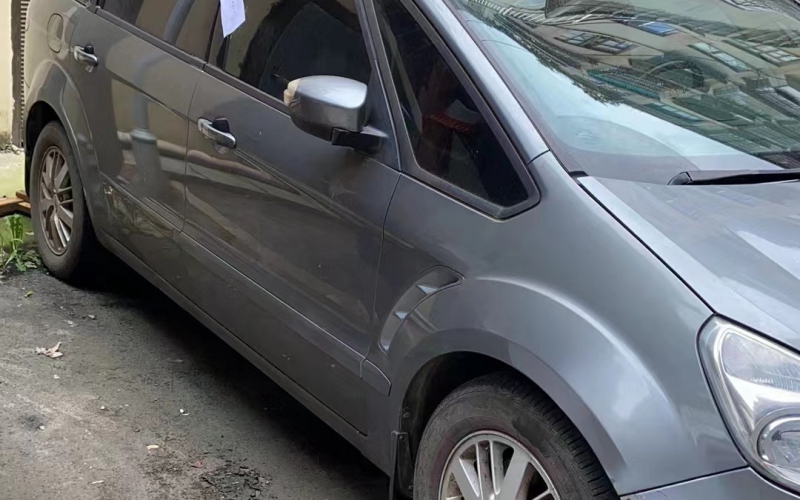 首鋼貴陽特殊鋼有限責任公司工會持有的福特商務車轉(zhuǎn)讓(六次掛牌)