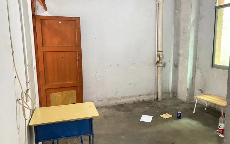 凱里市第五中學住房2