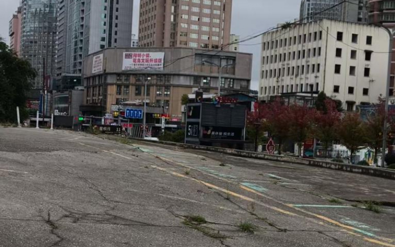 貴州省機關事務管理局國有資產(chǎn)管理服務中心貴陽市云巖區(qū)城基路停車場及附屬用房招商